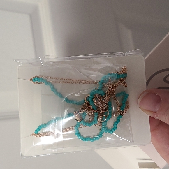 Gemma Simone Turquoise and rose gold necklace - Picture 3 of 4
